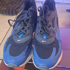 Nike Dual-Tone Blue and Black Sneakers